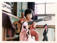 Jose Tanaka is now considered “the fast right hand in the West.” He grew up in a flamenco family in Kyoto Japan